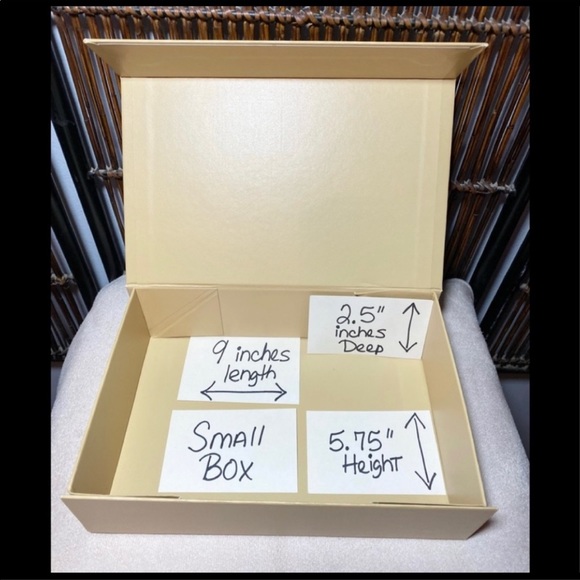 Michael Kors small Gift Box - Picture 6 of 7